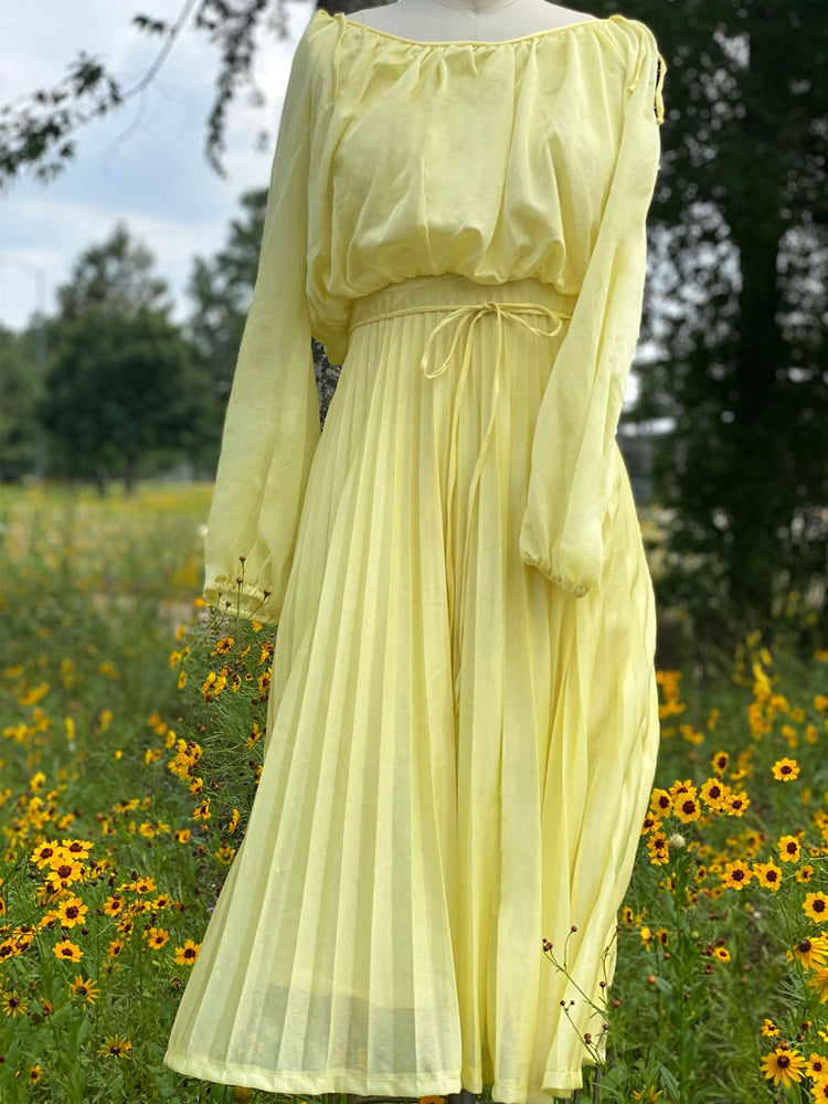 Grow Into Something New - Vintage 70's Open Shoulder Pleated Summer Dress - Therein - Modern & Vintage