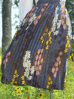 Grow Into Something New - Vintage Pleated Floral Print Skirt - Therein - Modern & Vintage